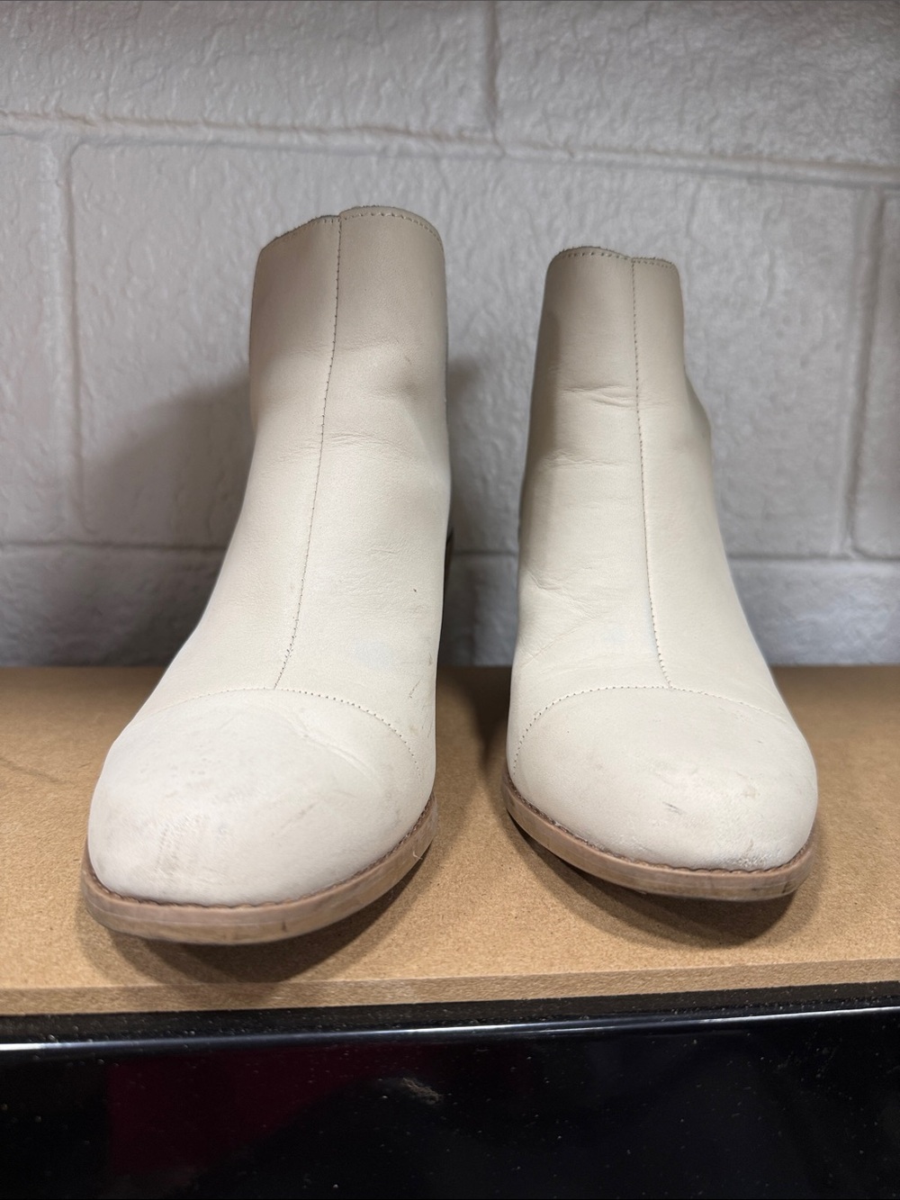 Toms Cream Leather Ankle Boots